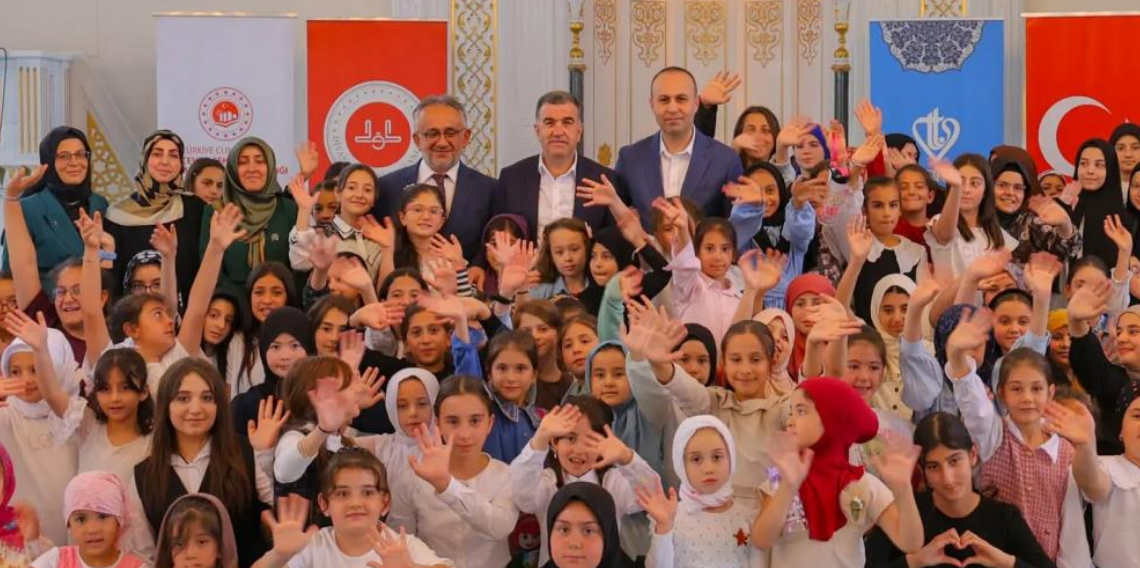 Bayburt’ta Kur’an kursu öğrencileri cami çocuk buluşmasında bir araya geldi