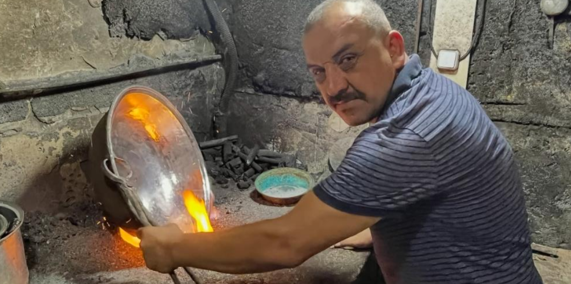 Ata mesleği kalaycılığı 26 yıldır sürdürüyor