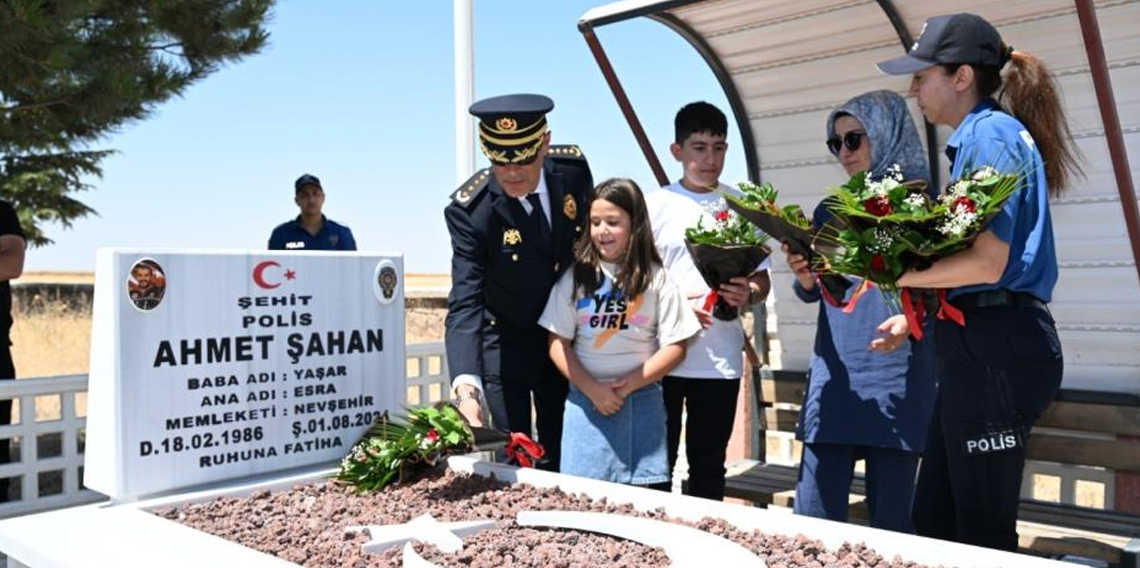 Ahmet Şahan, şehadetinin 2. yılında dualarla anıldı