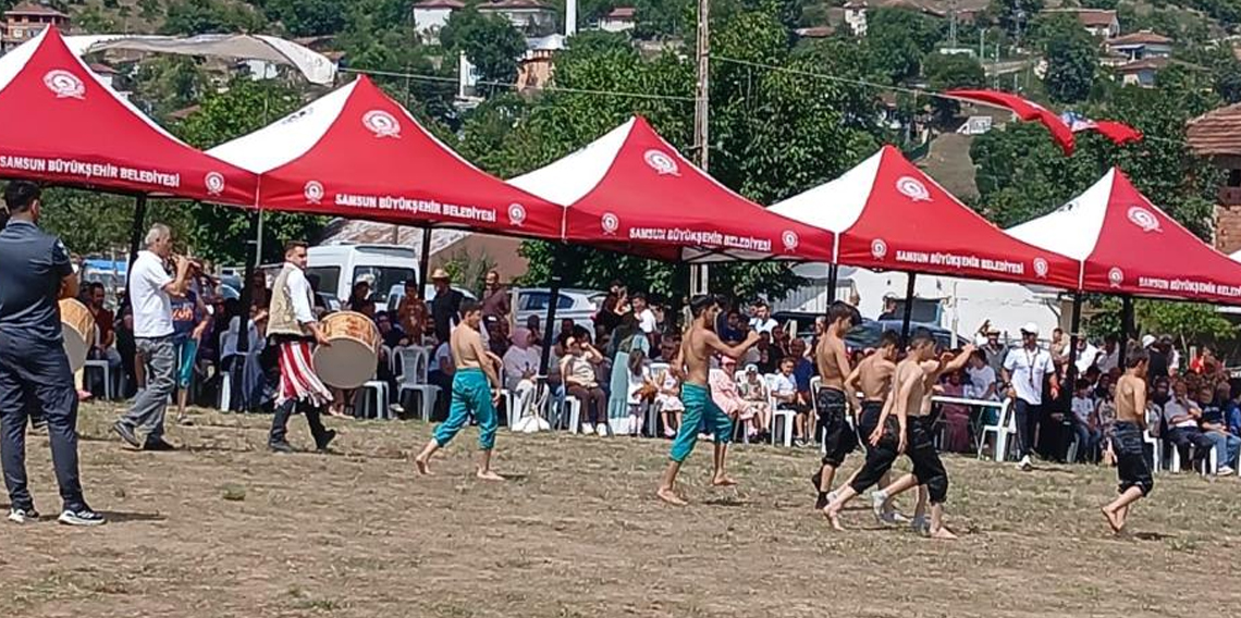 Kavak'ta geleneksel mahalle şenliğine yoğun ilgi