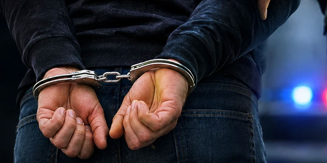 İzmir merkezli suç örgütü operasyonu! 36 gözaltı kararı