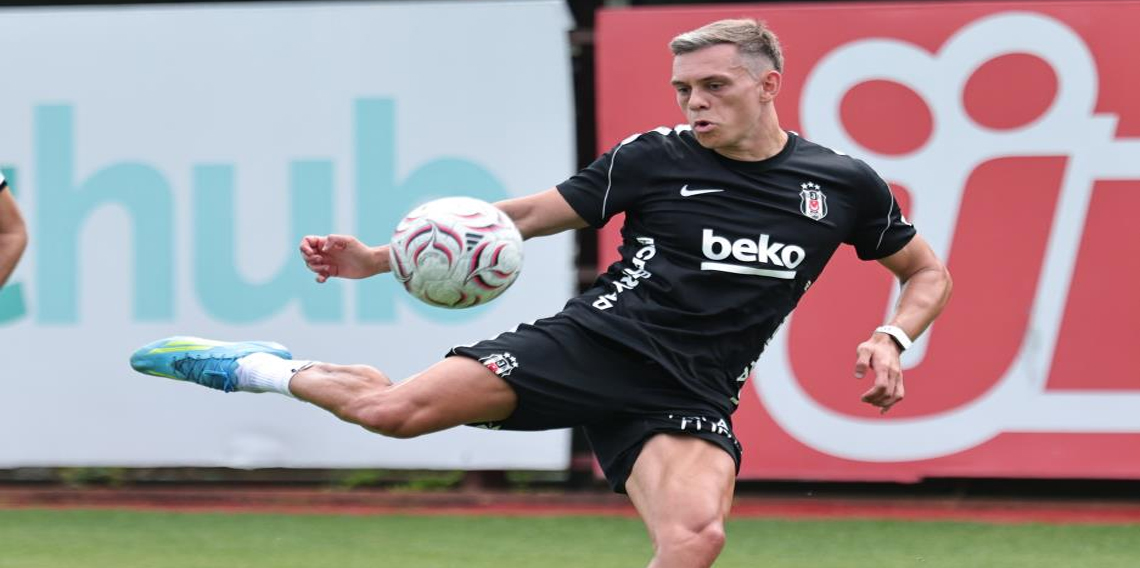 Beşiktaş'ta Leandro Trossard ilk antrenmanına çıktı
