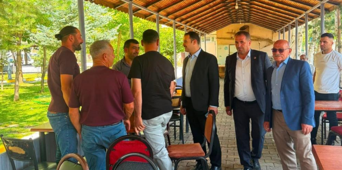 Demirözü Kaymakamı İbrahim Zahid Ahat'tan Gökçedere Çıkarması