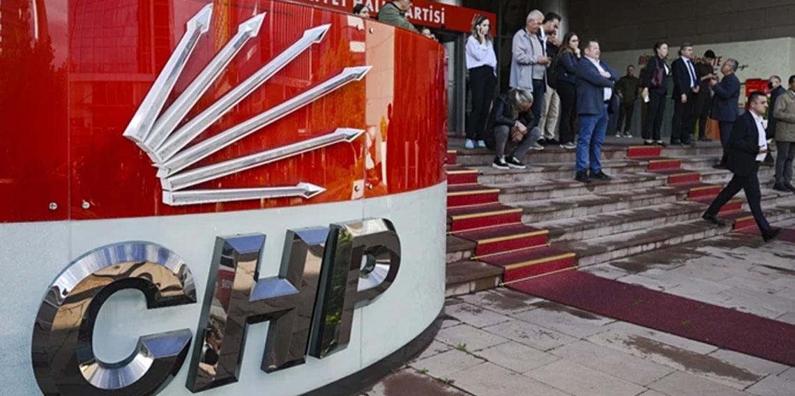 Osmaniye'de CHP'den toplu istifa depremi