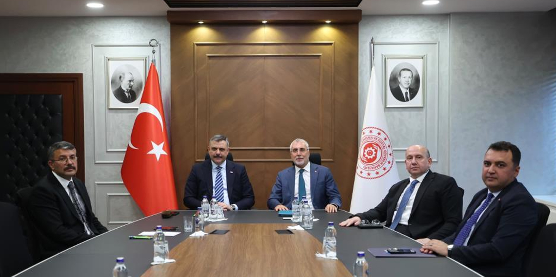 Bakan Işıkhan, İçişileri Bakanı Çiftci ile bir araya geldi