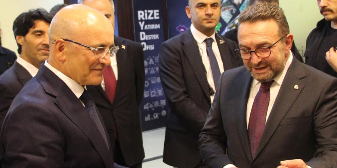 Bakan Şimşek Rize’de