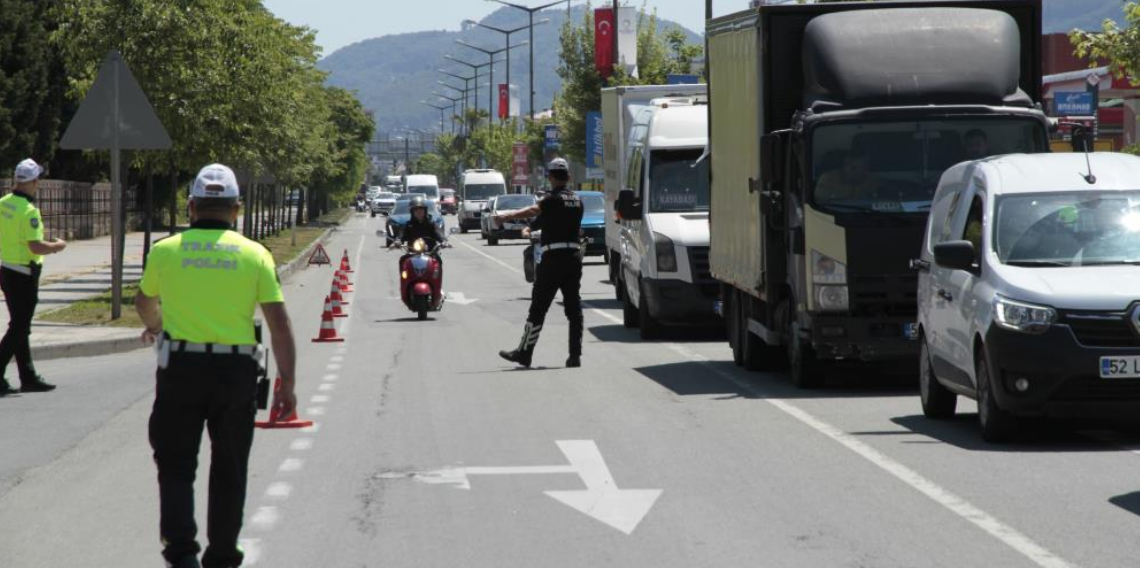 Ordu’da bir haftada 16 binden fazla araç ve sürücüsü denetlendi