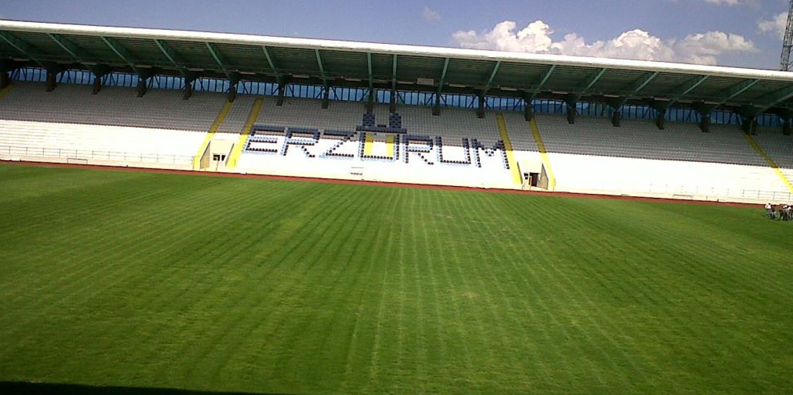 Kazım Karabekir Stadyumu'nda 4 tribün tam kapasiteyle açıldı