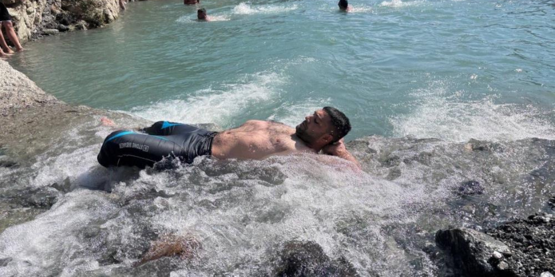 Dereyi kesip havuz yaptılar