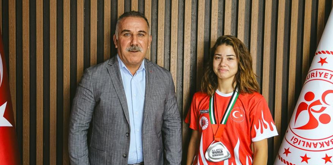 Çavultu jujitsuda dünya 2'ncisi oldu