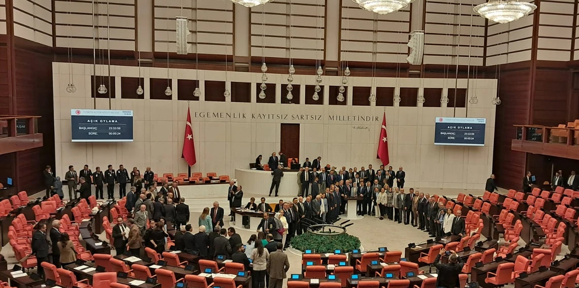 Şehit aileleri ve gazileri ilgilendiren kanun teklifi kabul edildi