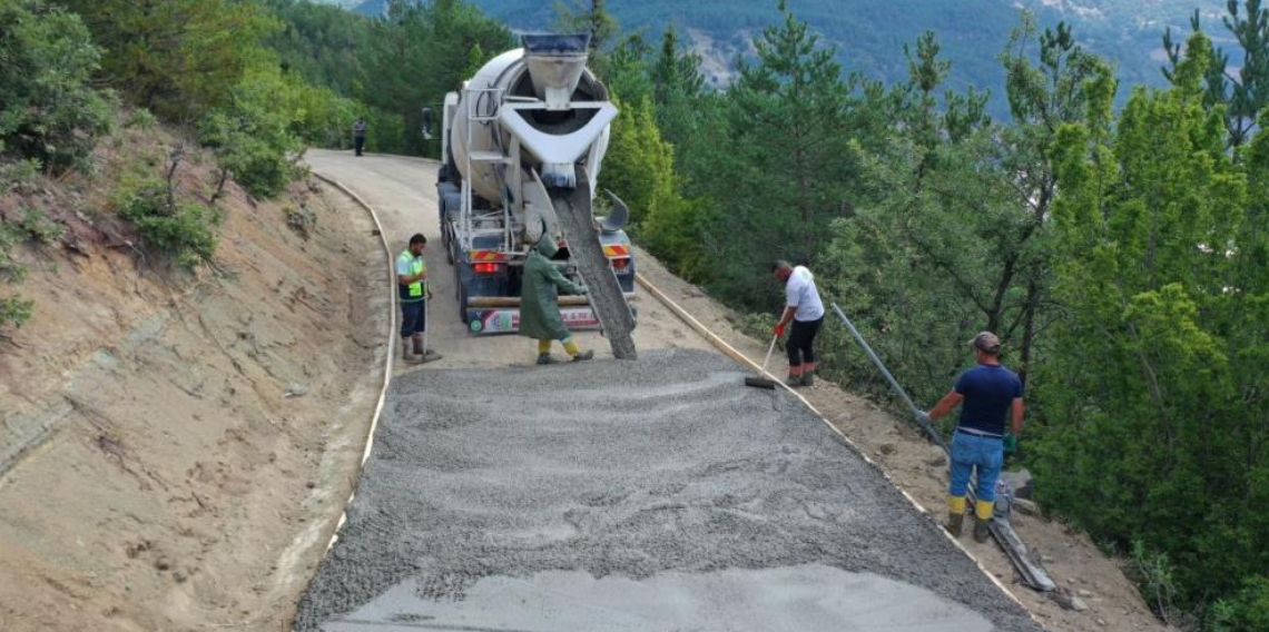 Ordu'nun kırsalına beton yol konforu