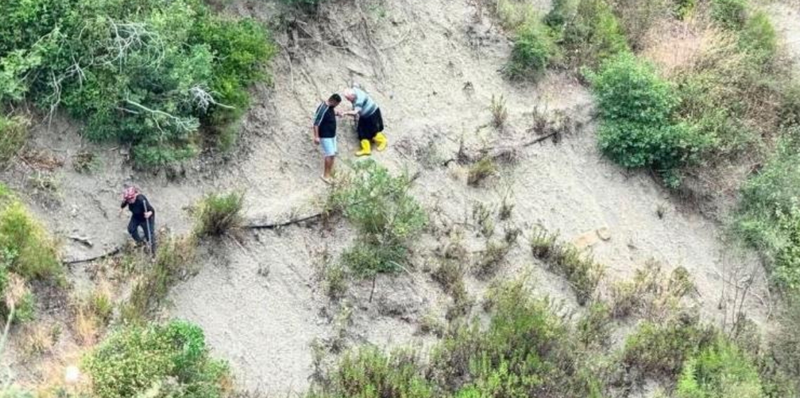 Hatay’da ormanlık alanda mahsur kalan Alzheimer hastası kurtarıldı