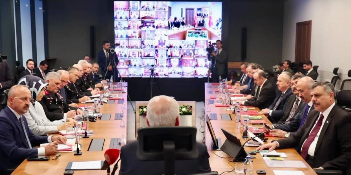 Vali Eldivan ‘Terörsüz Türkiye' gündemli güvenlik toplantısına katıldı