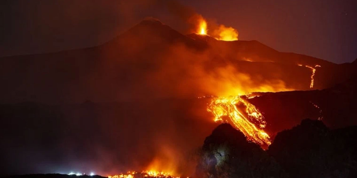 İtalya'da Etna Yanardağı uyandı: Son 20 yılın en ağır acil durumu yaşanıyor