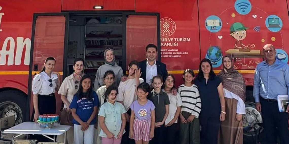 Aydıntepe’de Gezici Kütüphane sevinci: Çocuklar kitaplarla buluştu