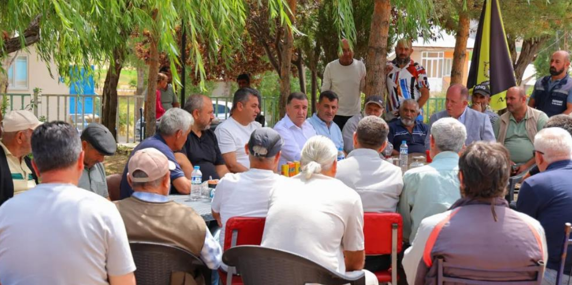 Vali Eldivan Akşar köyünde vatandaşlarla buluştu: