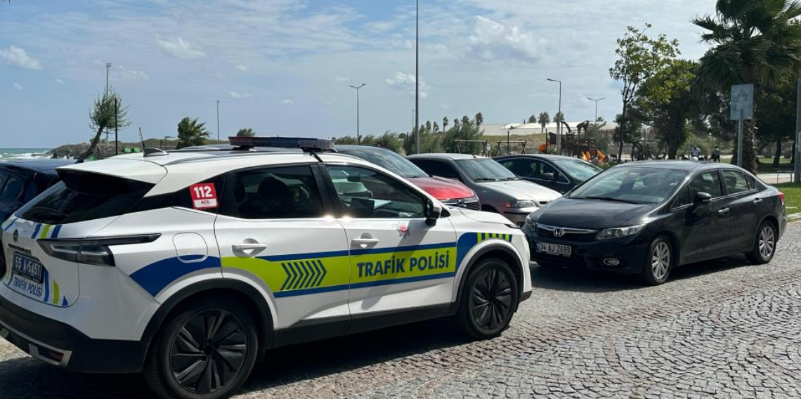 Samsun’da otomobil yayaya çarptı: Yolun karşısına geçmek isterken yaralandı