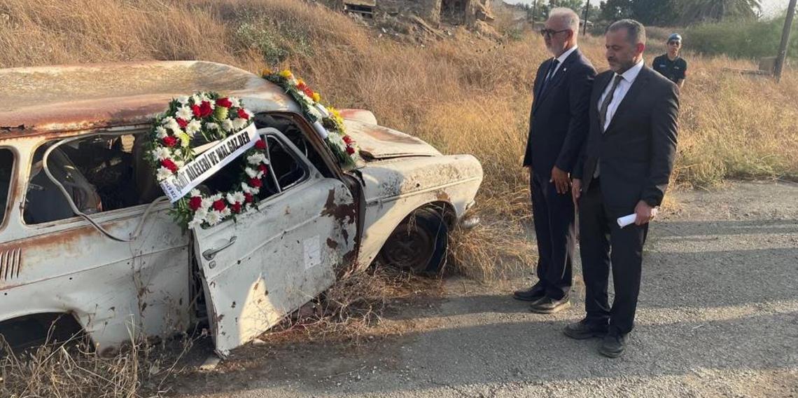 Kıbrıs şehidi gazeteci Adem Yavuz, 52 yıl önce Rumların saldırısına uğradığı yerde anıldı
