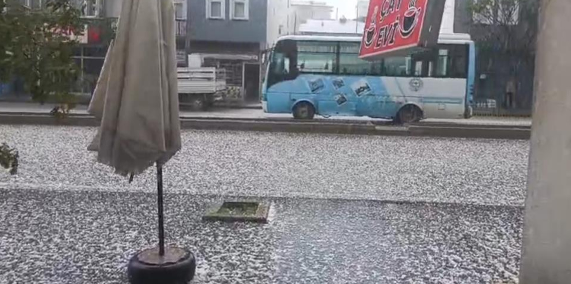 Bayburt için kuvvetli gök gürültülü sağanak uyarısı