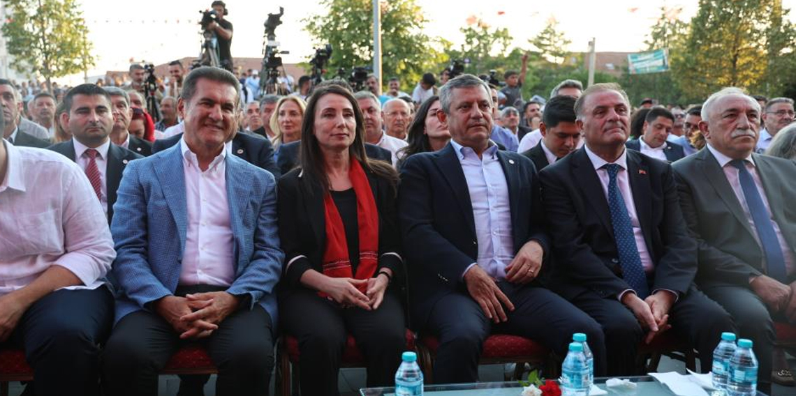 Yeni Parti Genel Başkanı Özel: 