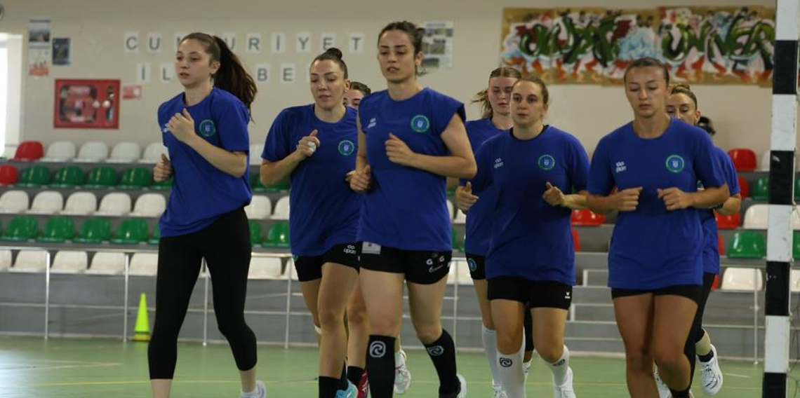 Bursa Büyükşehir Belediyespor Kadın Hentbol Takımı’nda kadro yapılanmasını tamamladı
