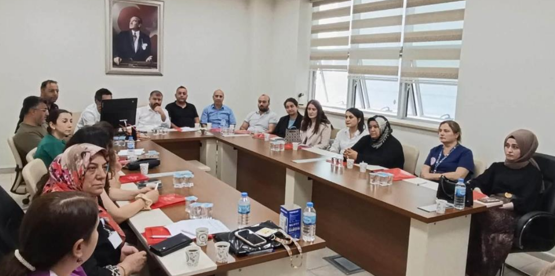 Bayburt’ta primer sezaryen oranlarının azaltılması için değerlendirme toplantısı yapıldı