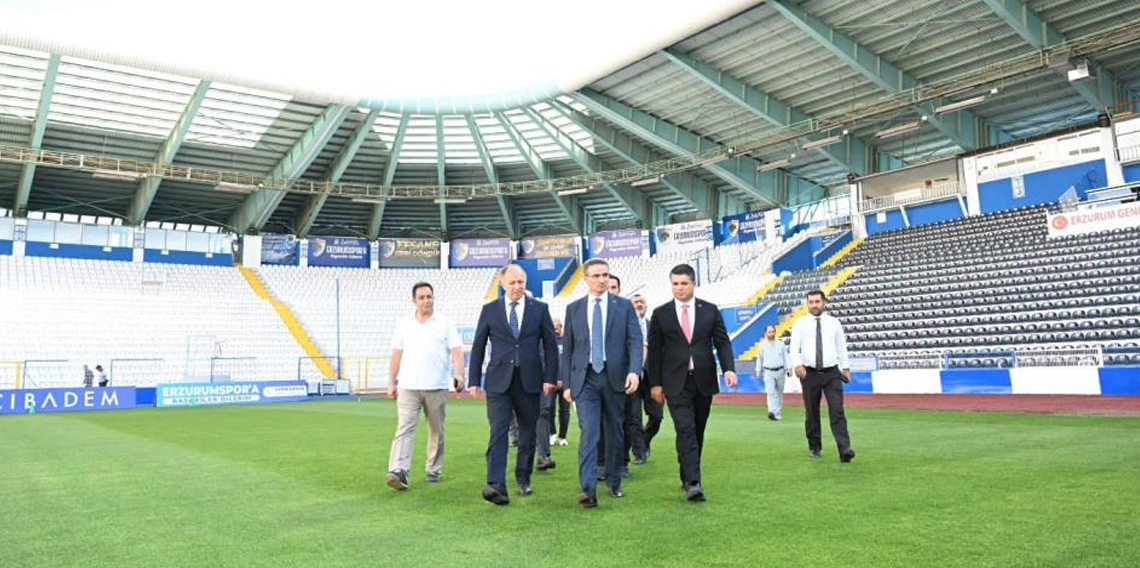 Kazım Karabekir Stadı maça hazırlanıyor