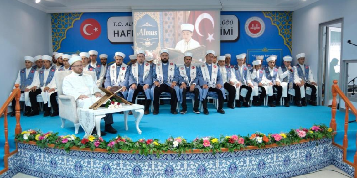 Almus’ta 41 hafız için gurur günü! İcazet belgelerini aldılar