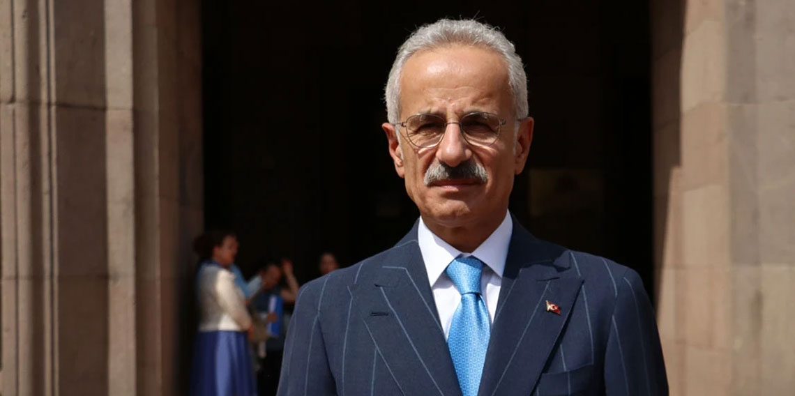 Kara yollarında serbest geçiş başladı, eski gişeler kaldırılıyor