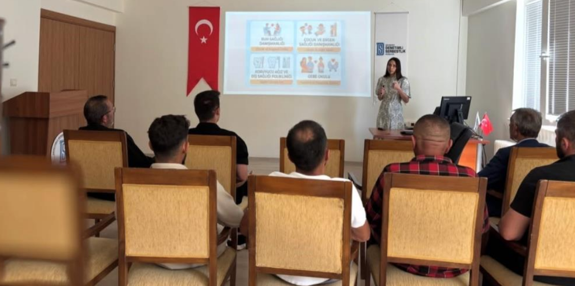 Bayburt'ta sigara ve madde bağımlılığına karşı farkındalık semineri