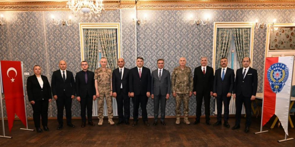 Erzurum Emniyeti’nde terfi ve veda buluşması