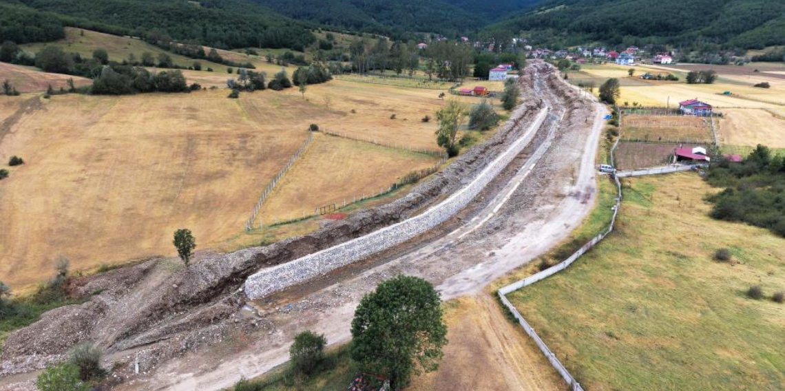 Ladik'te 8 mahalle taşkın riskine karşı korunacak