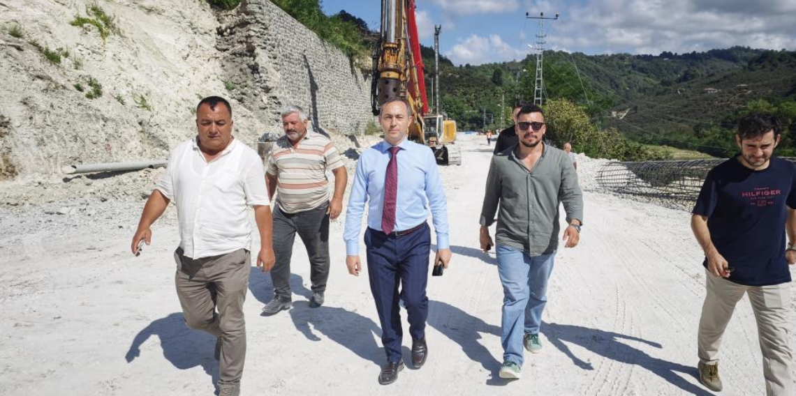 Ordu'yu İç Anadolu'ya bağlayan Akkuş-Niksar kara yolunda fore kazık çalışmaları başladı