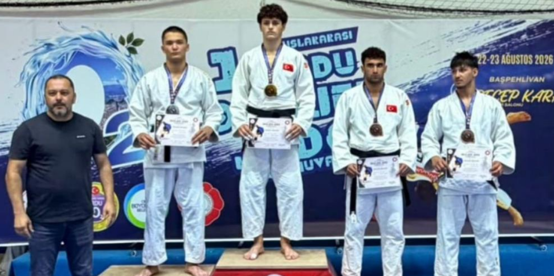 Bayburtlu judocu Yiğit Dinçer’den bronz madalya gururu!