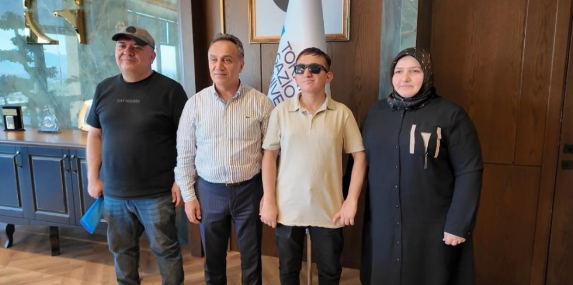 YKS Tokat 2'ncisi özel öğrenciden TOGÜ'ye anlamlı ziyaret
