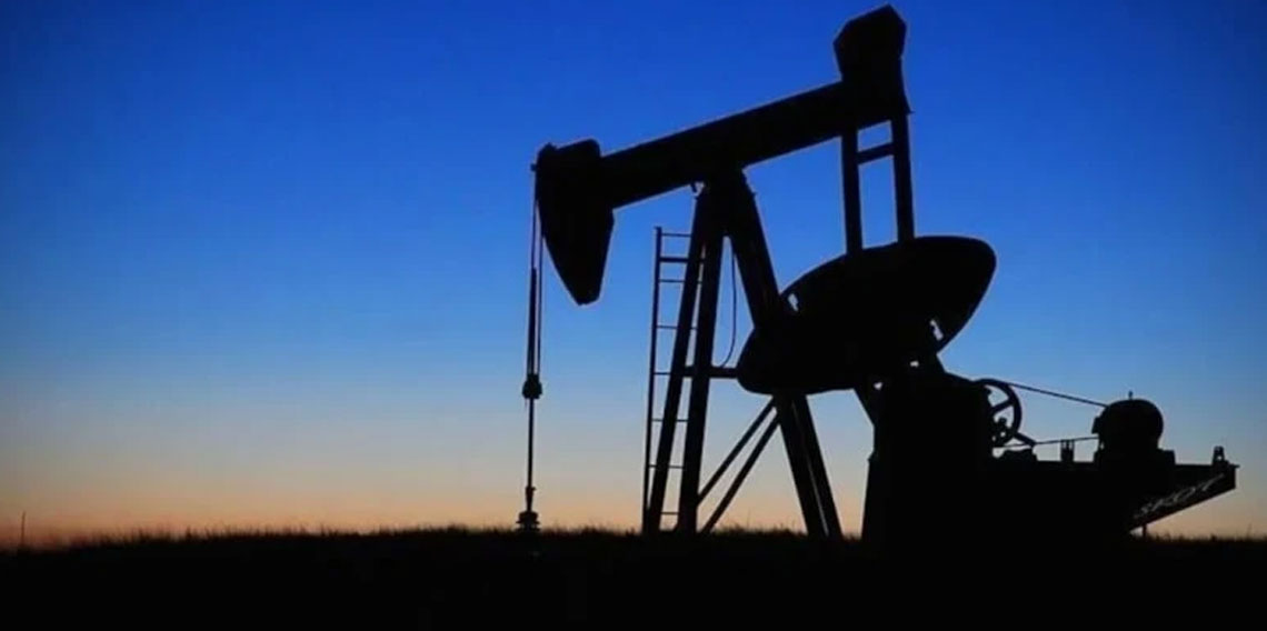 İran, ABD ablukasına rağmen yüksek petrol gelirleri elde etti
