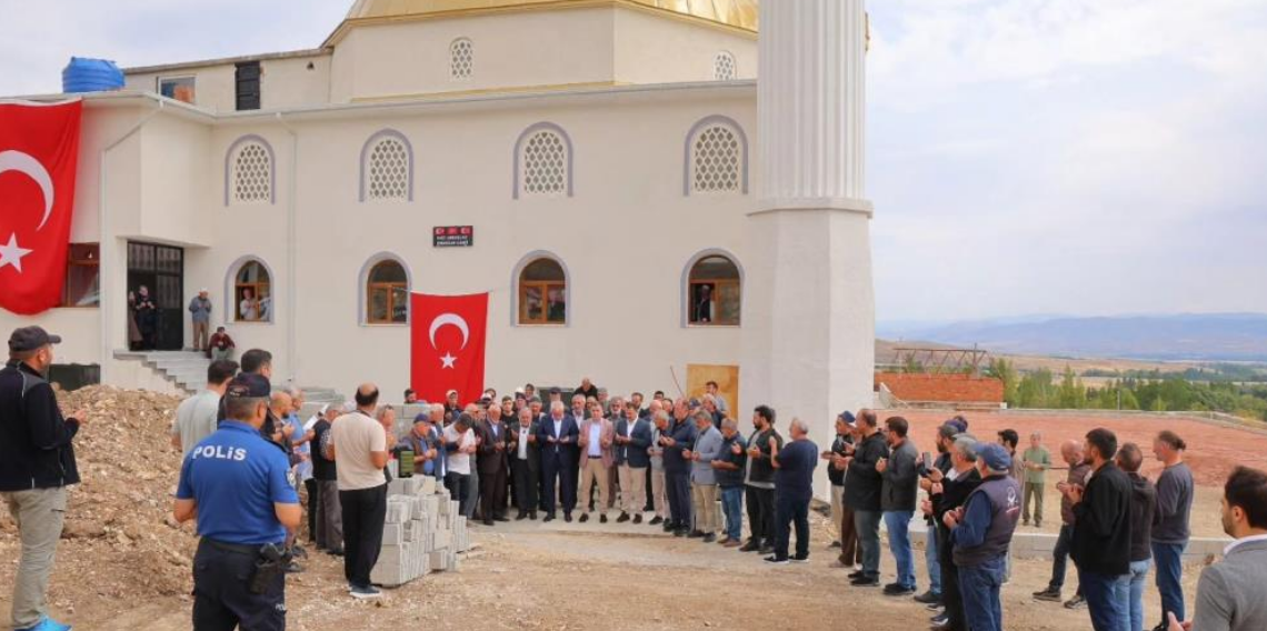 Bayburt’ta Hacı Abdullah Erdoğan Camii İbadete Açıldı! Aydıntepe’de Anlamlı Gün