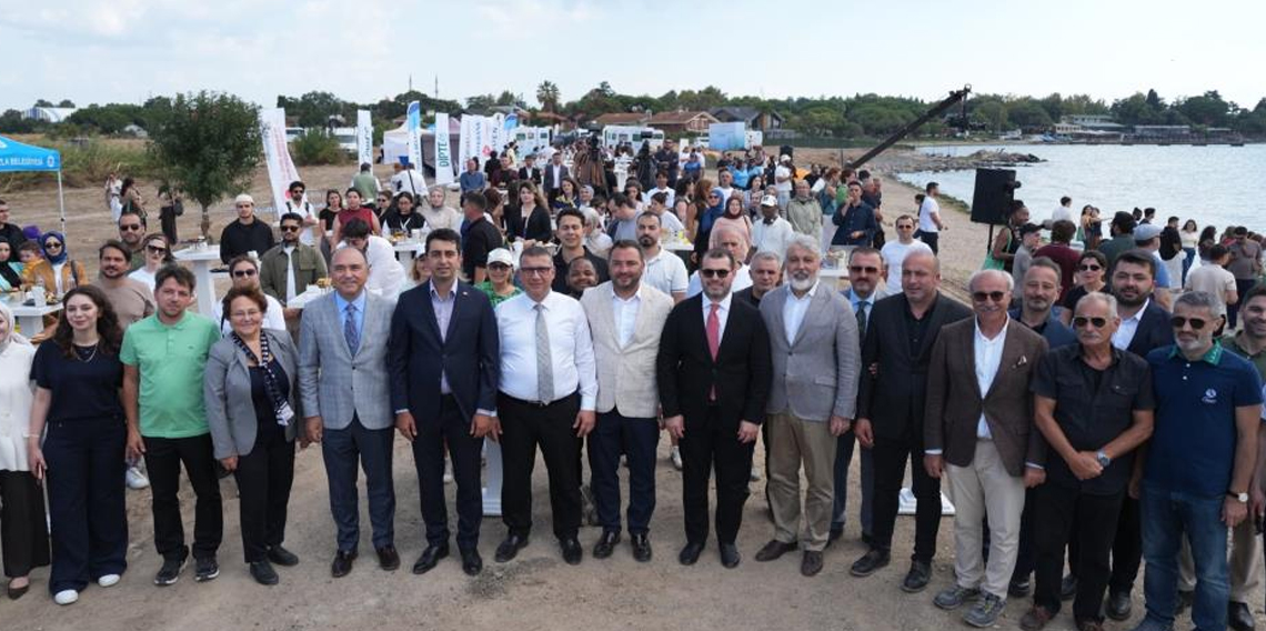 Marmara Denizi’ne nefes olacak ‘Dipte İz’ deniz çayırları projesi Tuzla’da tanıtıldı