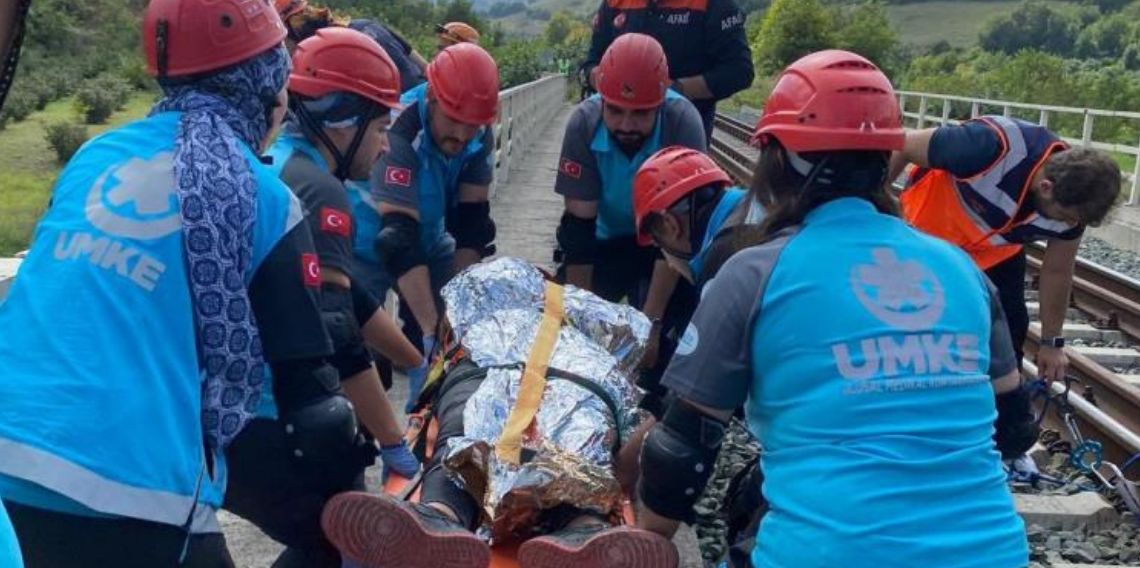 Samsun’da UMKE Saha Tatbikatı! Afet ve Acil Durumlara Karşı Ekipler Hazırlandı