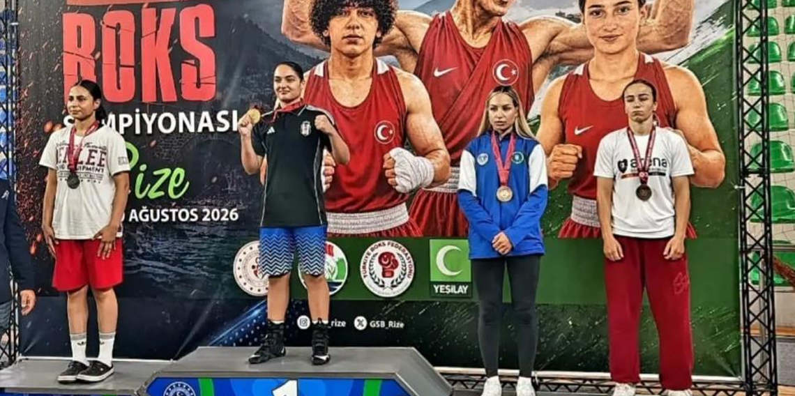 Sivaslı boksör Rize’de Türkiye 3.’sü oldu