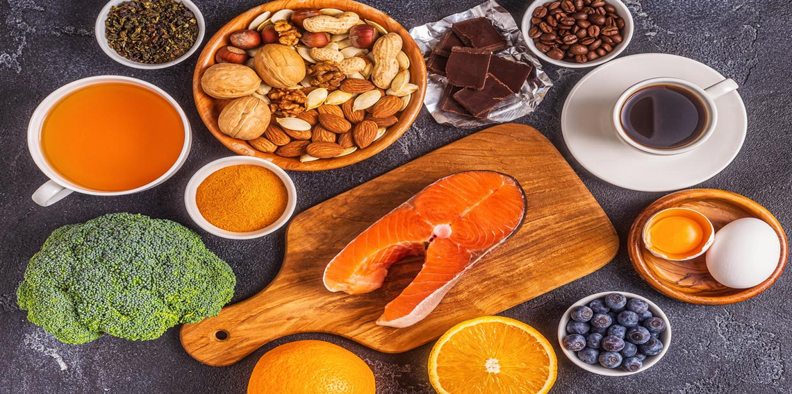 Uzmanından uyarı: Alzheimer'a karşı beyninizi vitaminlerle besleyin