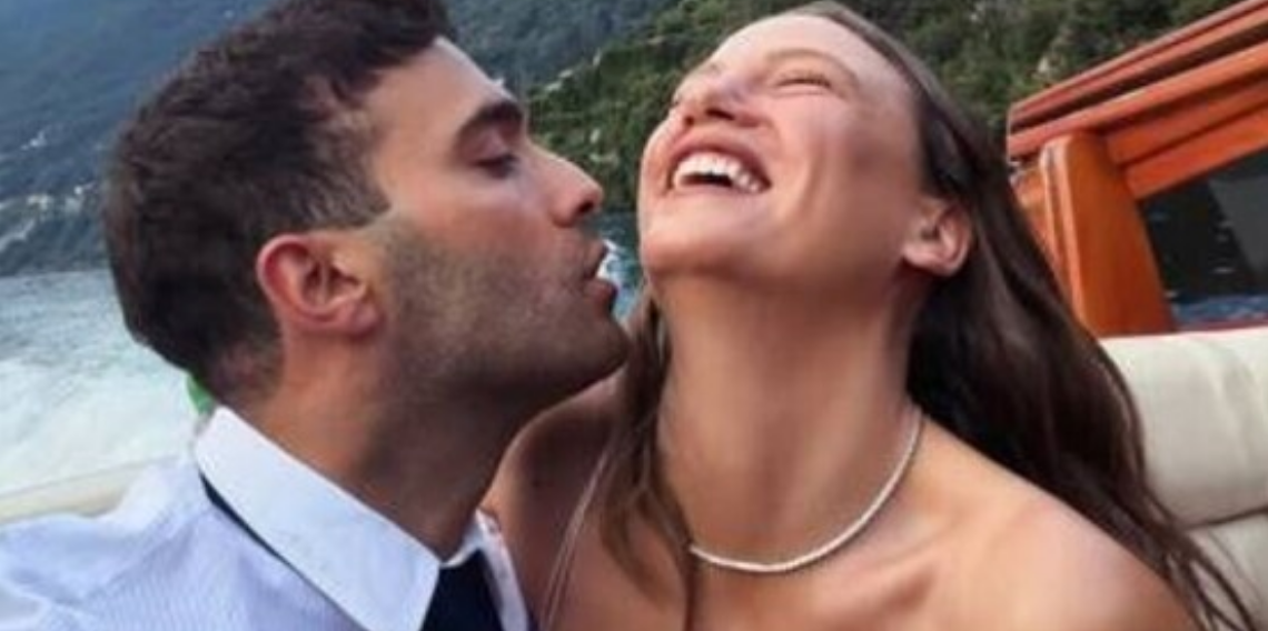 Serenay Sarıkaya’dan Kas Şov! Spor Sonrası Pozları Dikkat Çekti
