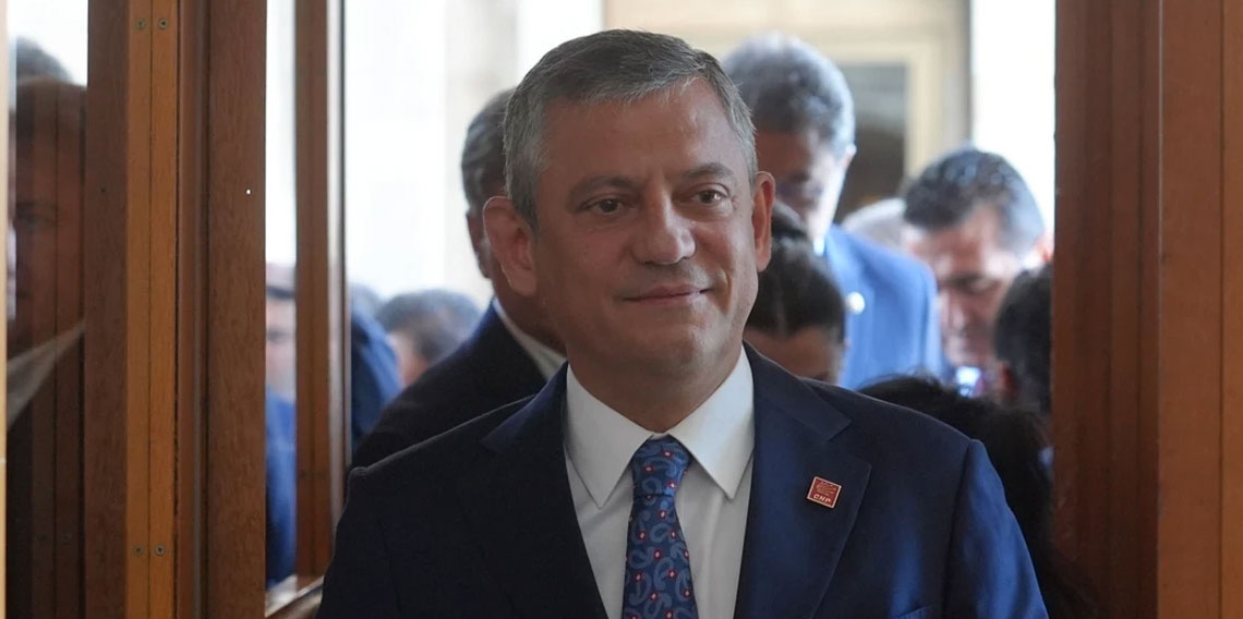 Özgür Özel'den Sivas Kongresi'nin 107. yıl dönümü mesajı