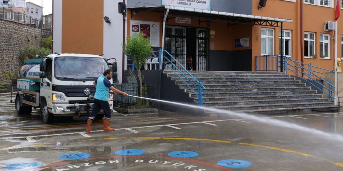 Trabzon Ortahisar’da okul bahçeleri yeni döneme hazırlanıyor!
