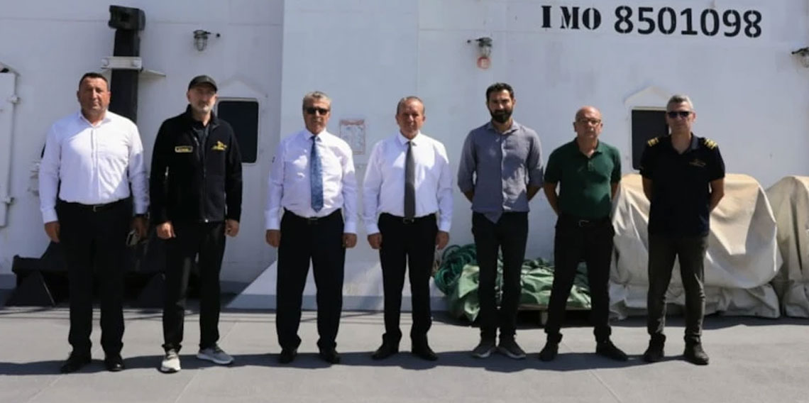 Ünal Üstel: Türkiye'den gelen Optimus Prime gemisi batığa ulaştı
