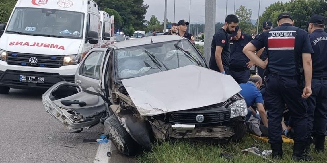 Samsun'da otomobiller çarpıştı: 5 yaralı