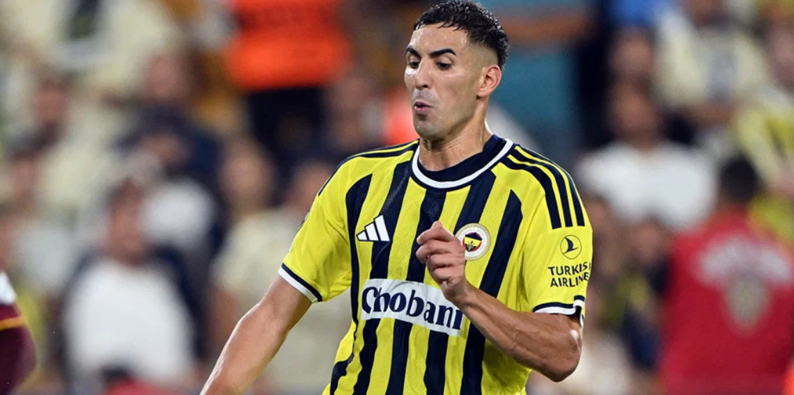 Fenerbahçe’ye Mert Müldür Şoku! Yıldız Futbolcunun Menisküsünde Yırtık Tespit Edildi