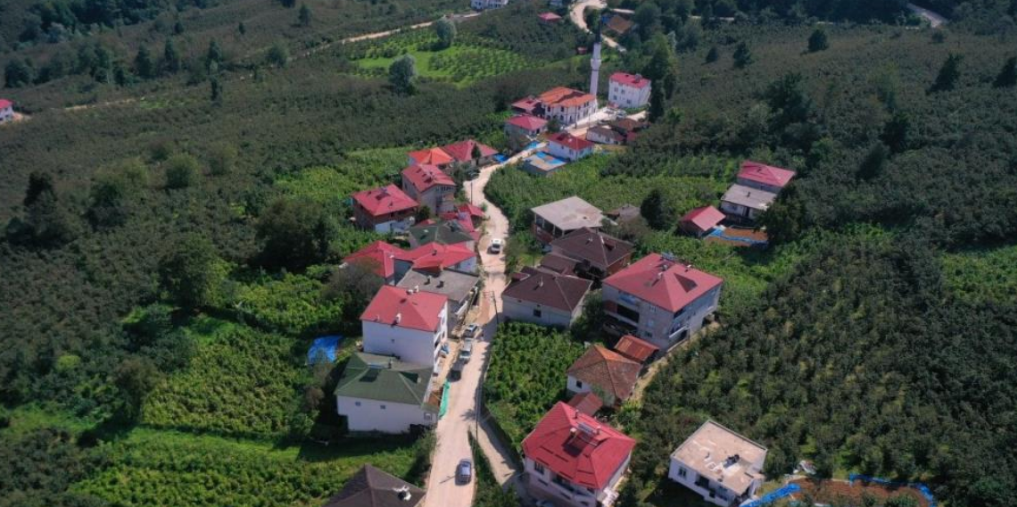 Ordu’da beton yol çalışmaları sürüyor