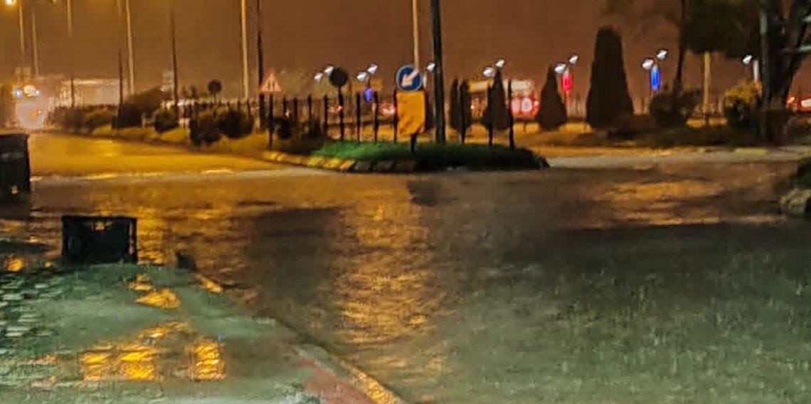 Arsin’de Aşırı Yağış Sonrası Ekipler Seferber Oldu